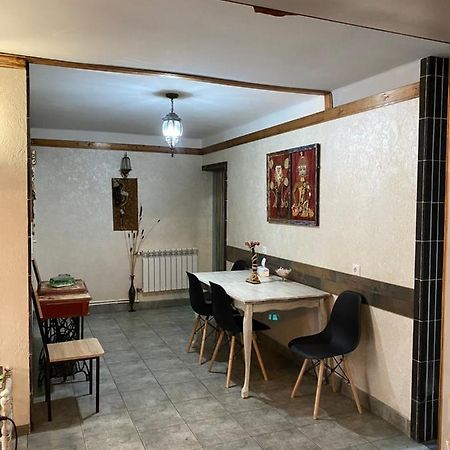 Mini Hostel N.Tigranyan 5 Erevan Esterno foto