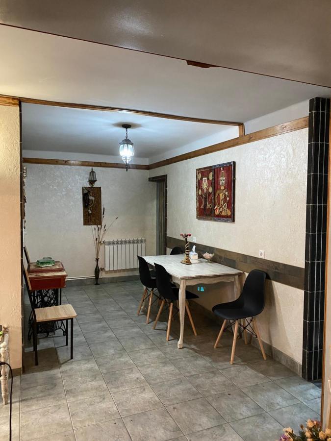 Mini Hostel N.Tigranyan 5 Erevan Esterno foto