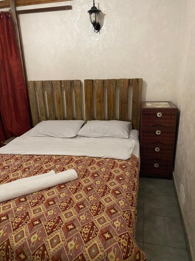 Mini Hostel N.Tigranyan 5 Erevan Esterno foto